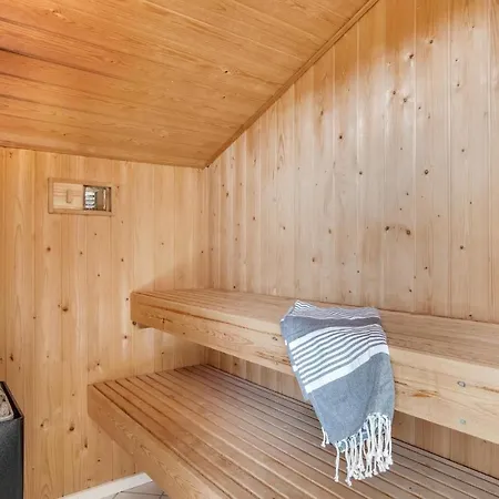 別荘 Beautiful In Bjert With Sauna *